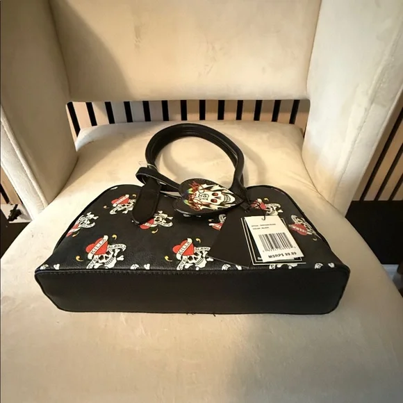 Ed Hardy Black and Red Skull Shoulder Bag - Picture 7 of 7